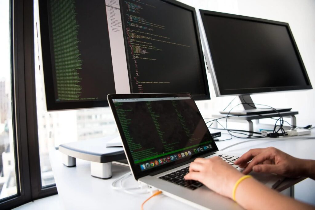 Managed remote desktop infrastructure